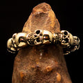 Excellent Mens Brass Biker Band Costume Ring 6 Skulls around the Finger